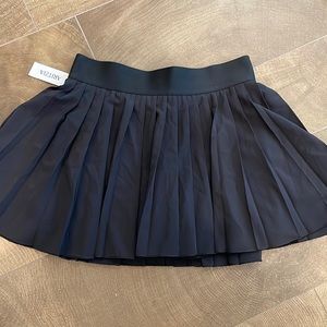 Aritzia TNA tennis skirt